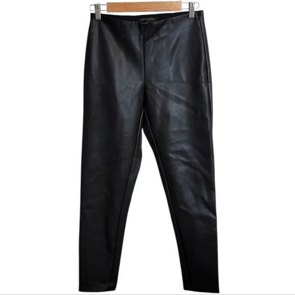 🆕️ Banana Republic Petite Devon Legging Fit Vegan Leather Pants in Black - Picture 4 of 11